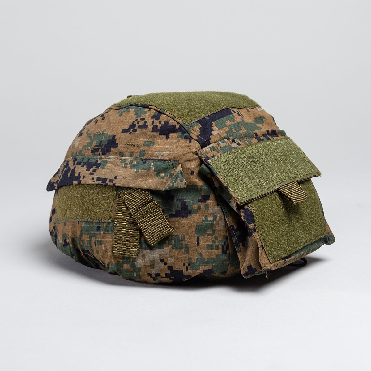 CAMOUFLAGE HELMET COVER (MULTICAM)