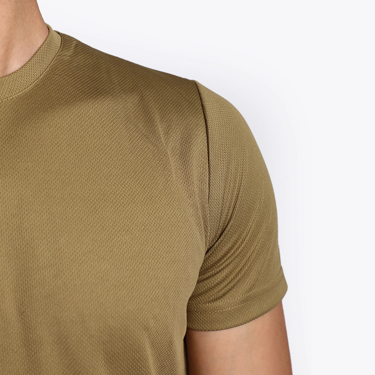 تي شيرت شبكي بأكمام قصيرة (بيج)
