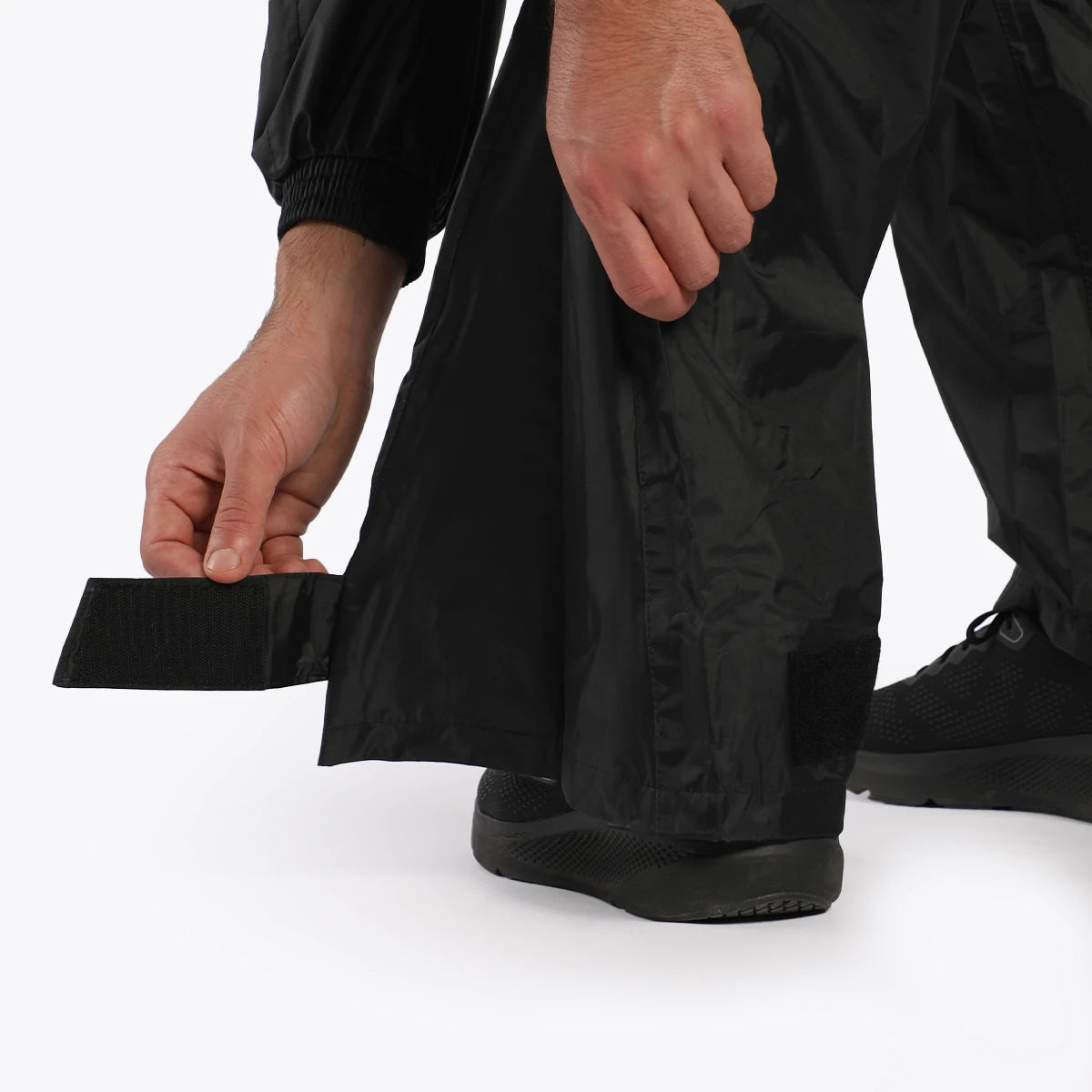 بدلة مطر للدراجات النارية مصنوعة من مادة PVC سوداء فاخرة